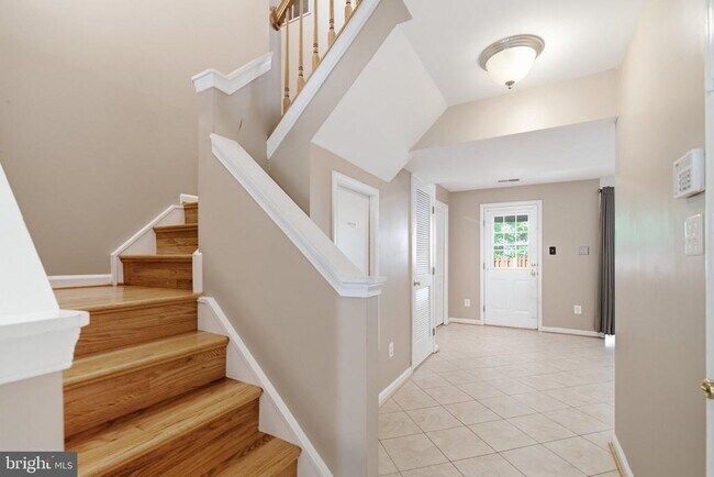 Photo - 46670 Cavendish Square