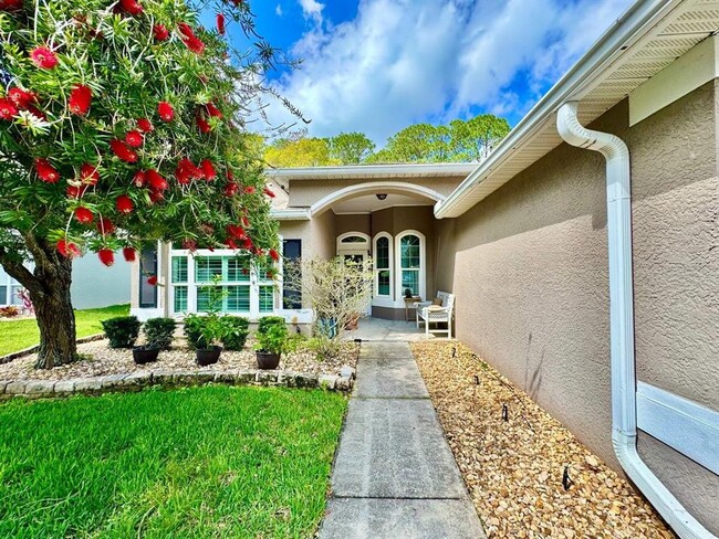 Photo - 13035 Royal George Ave