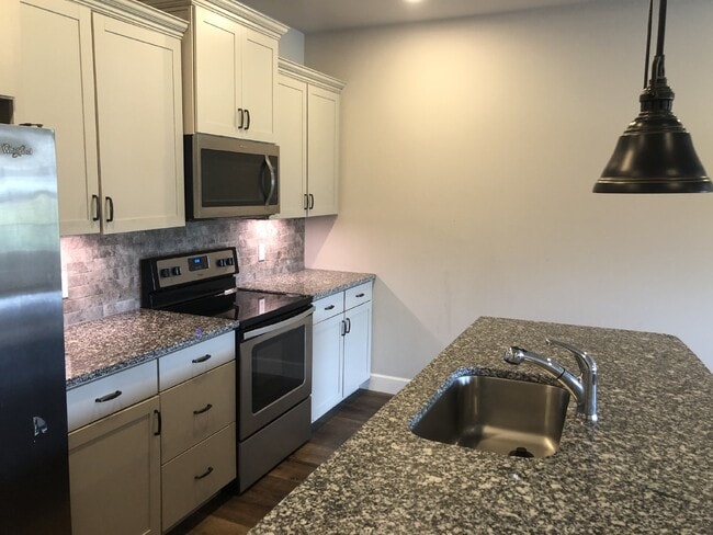 Photo - 1 BD 1 BA CONDO AVAILABLE AT PEACEFUL CYPRESS RIDGE LOCATION