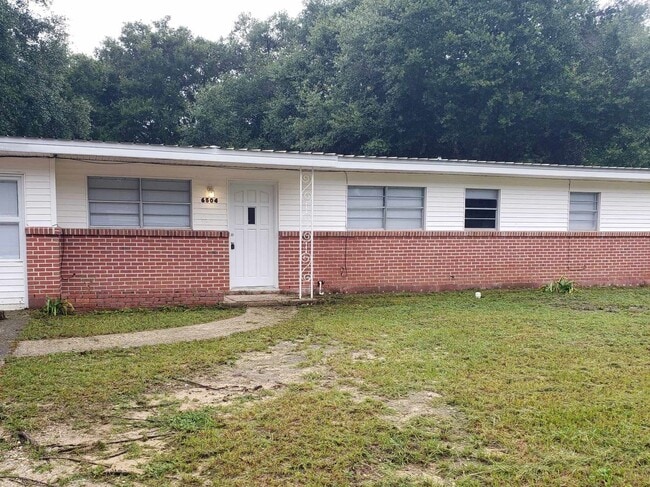 Building Photo - 3 Bedroom 2 Bath home in Milton