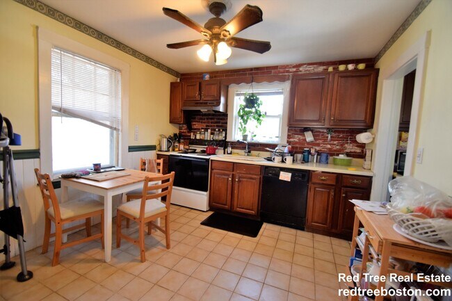 Photo - 98 Beechcroft St