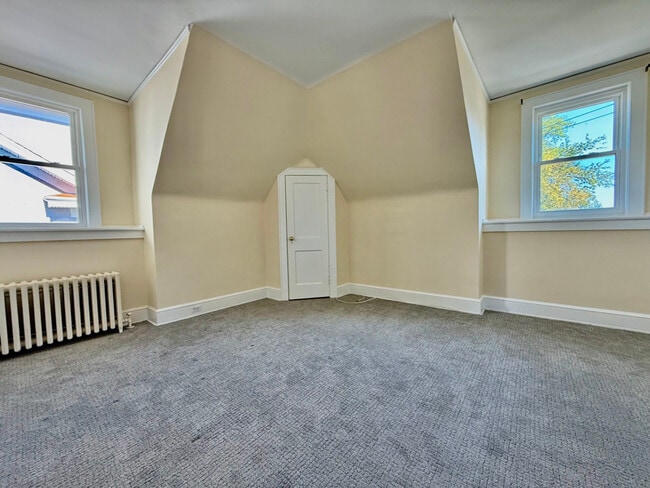 Photo - 57 Maple Ave