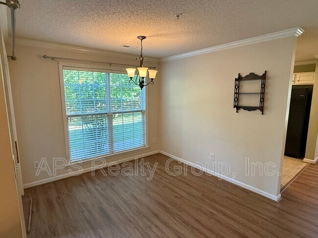 Photo - 130 Shallowford Reserve Dr Unidad 103 - 1