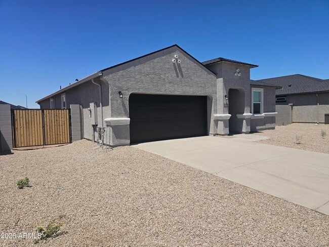 Photo - 1584 E Currier Dr.