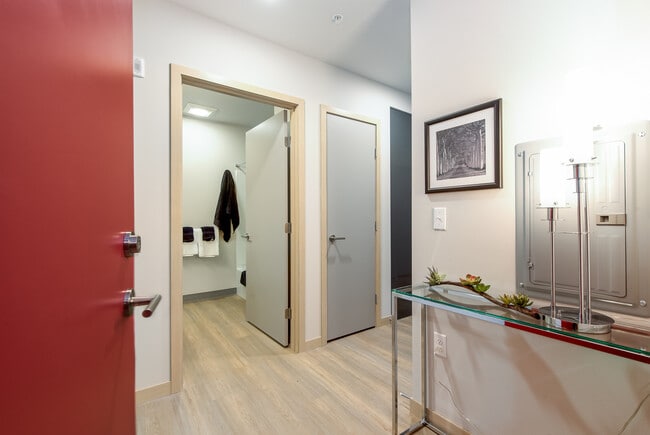 Zephyr Apartments