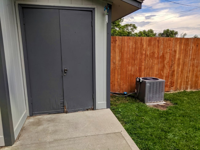 Photo - 3700 Quail St