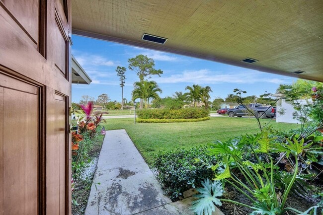 Photo - 2551 Westchester Dr N
