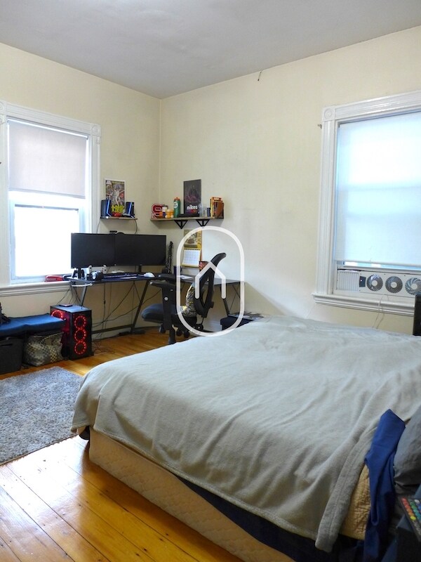 Photo - 71 Hillside St