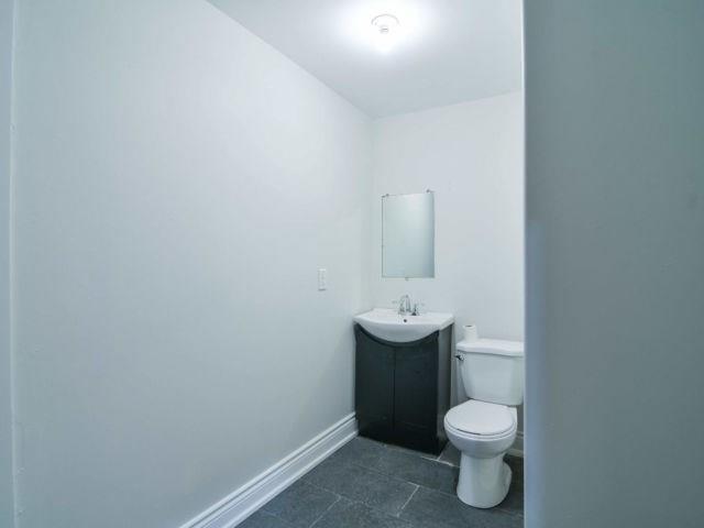 Photo - 871 King St E Unit C1