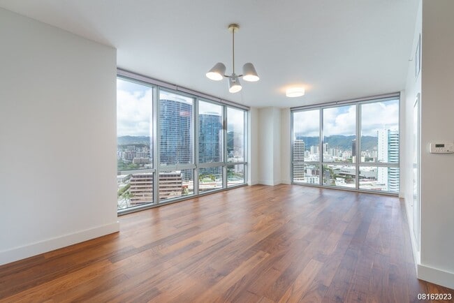 Photo - Waihonua 2br 2ba 2pkg (tandem) w/Storage, High Floor, Amenities (Honolulu)