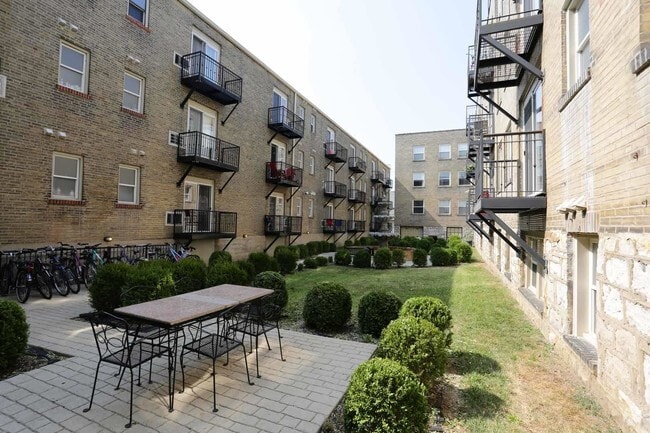 Building Photo - Gallery Central West End Rental