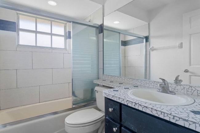 Photo - 802 Abbott Ave