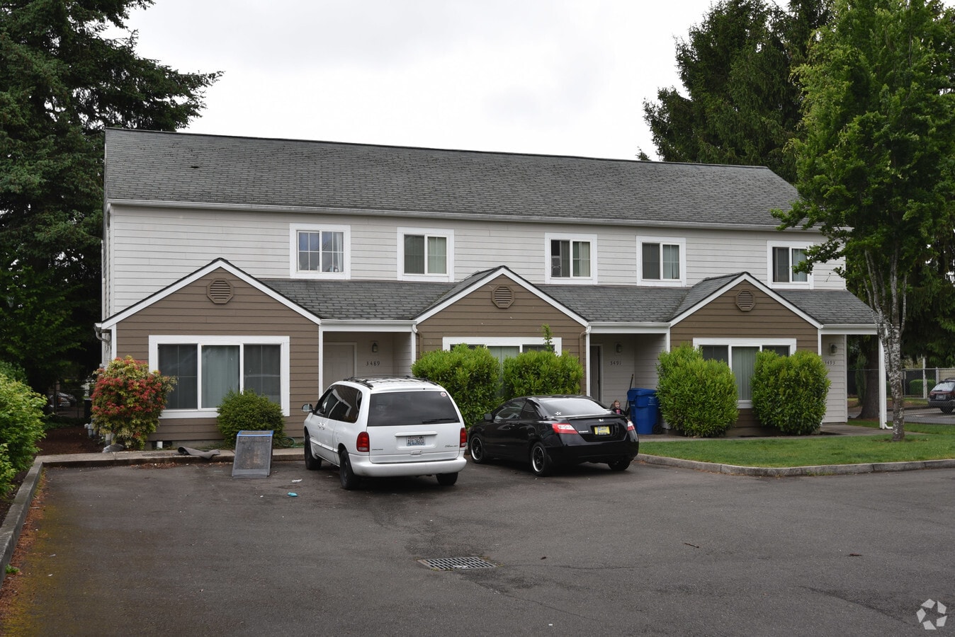 Photo - 3489-3493 Hawthorne Ave NE