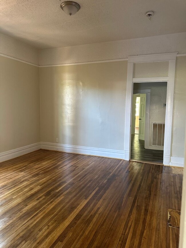 Photo - 5 bedroom 1.5 bath