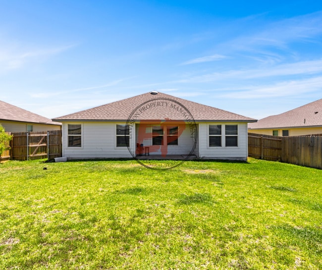 Photo - 7209 Llano Dr