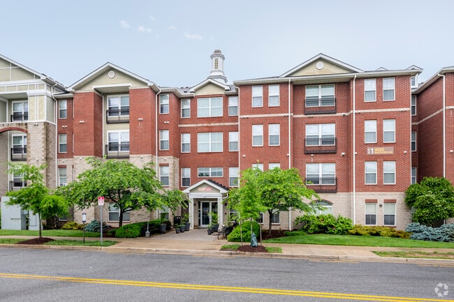 Alternate Exterior - Mazza GrandMarc