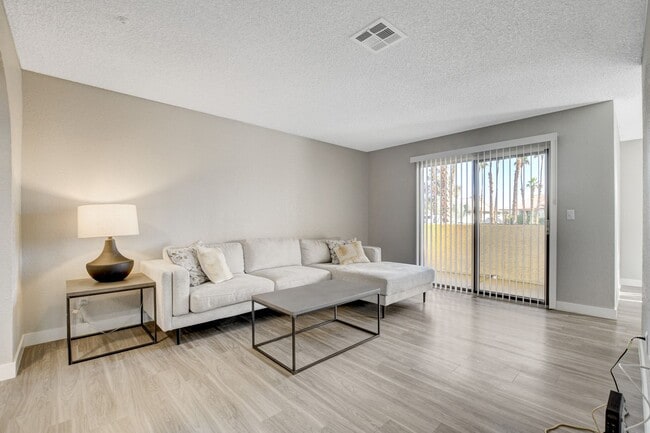 Photo - Talésai Apartments