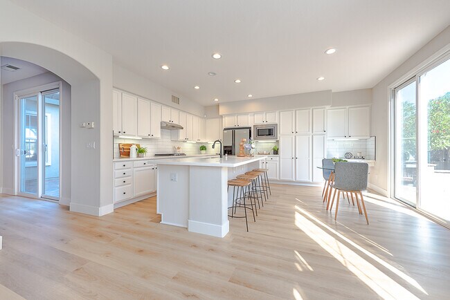 Photo - 2700 Spindrift Ct House