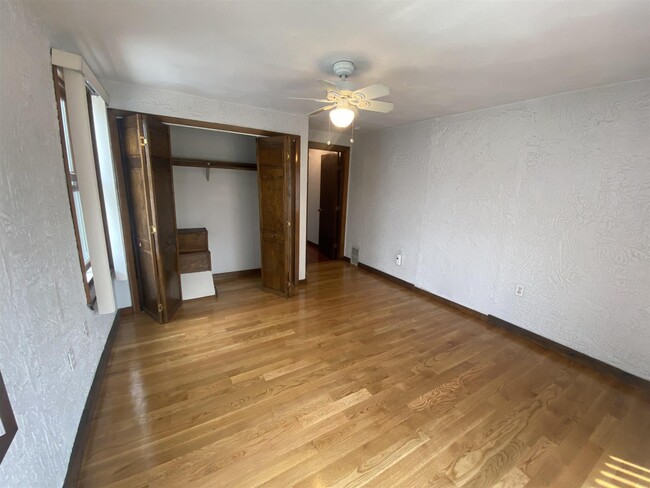 Photo - 124 Willis Ave Apartment Unit 2