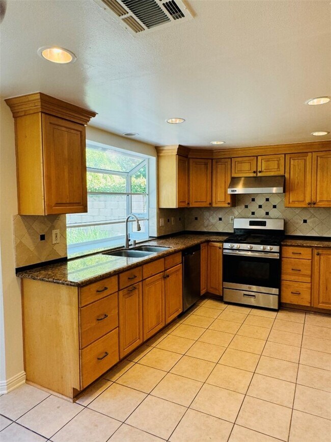 8811 Sailport Dr House House Rental in Huntington Beach, CA