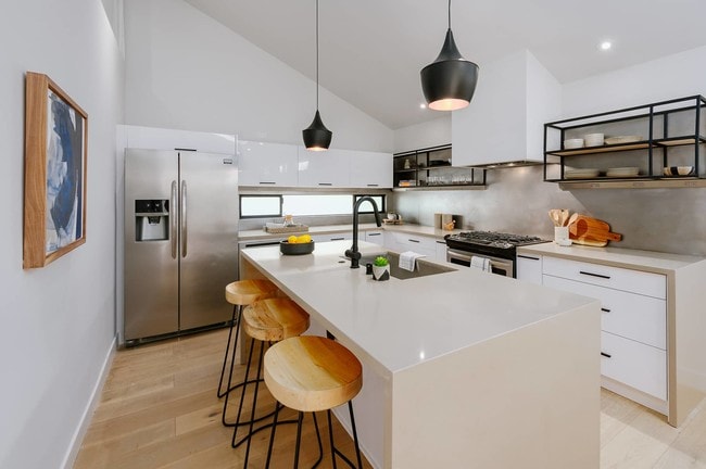 Building Photo - 3429 Larissa Dr Unit 3429