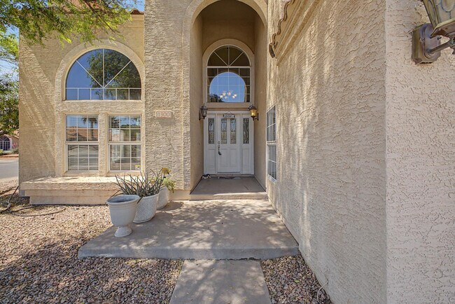 Photo - 1300 N Sycamore Ct