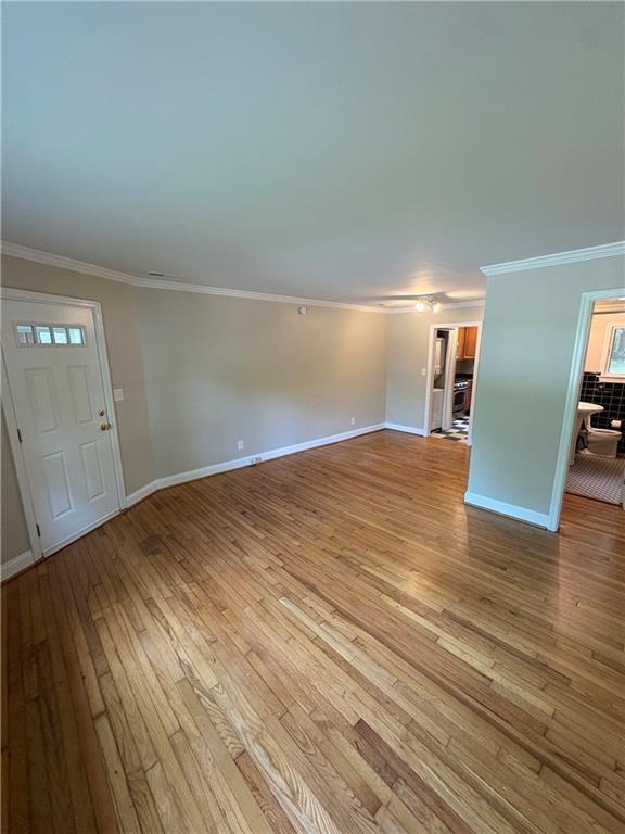 Photo - 515 Allen Rd NE