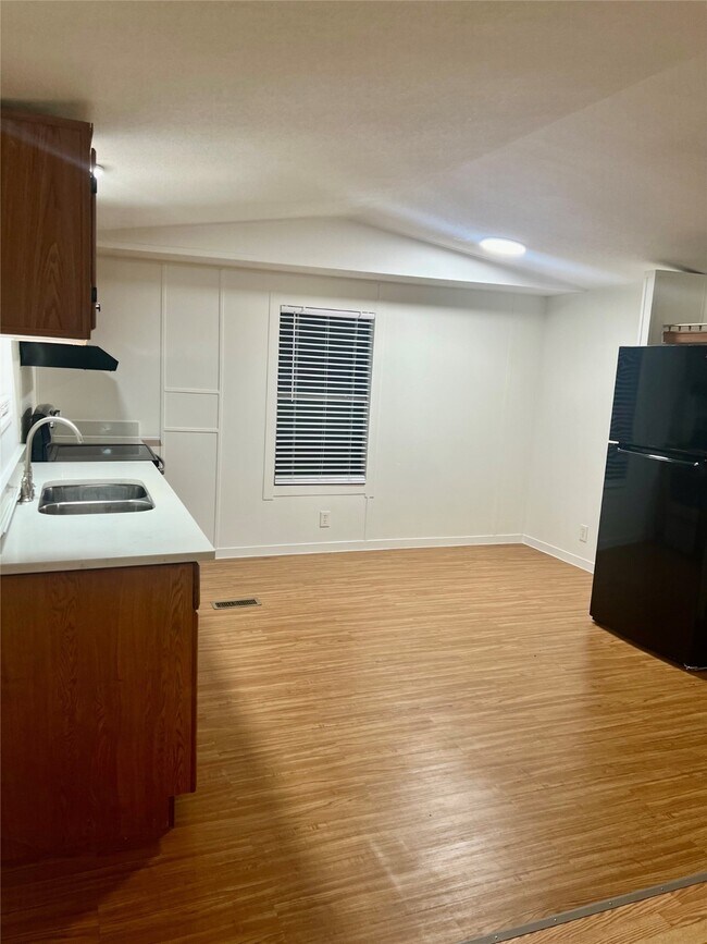 Photo - 20805 S Navasota Dr