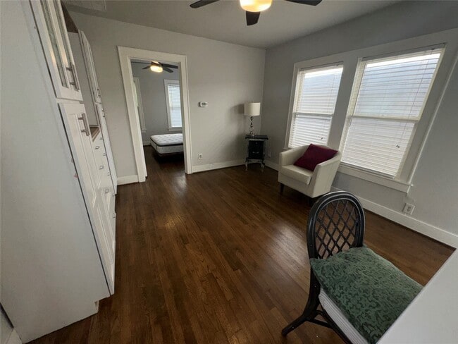 Photo - 4511 Dunlavy St