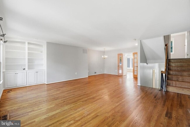Photo - 6924 Mclean Park Manor Ct