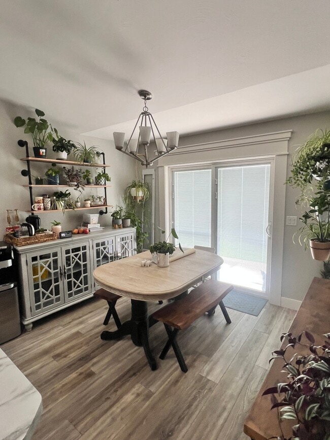 Photo - 1181 Ernest Dr
