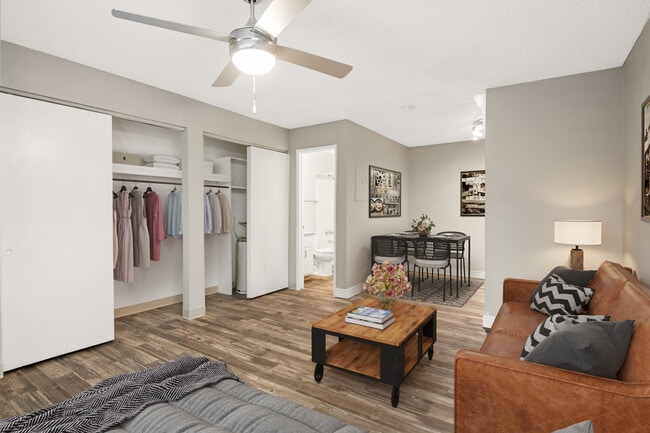 Studio Unit Living Room - Verrano Park