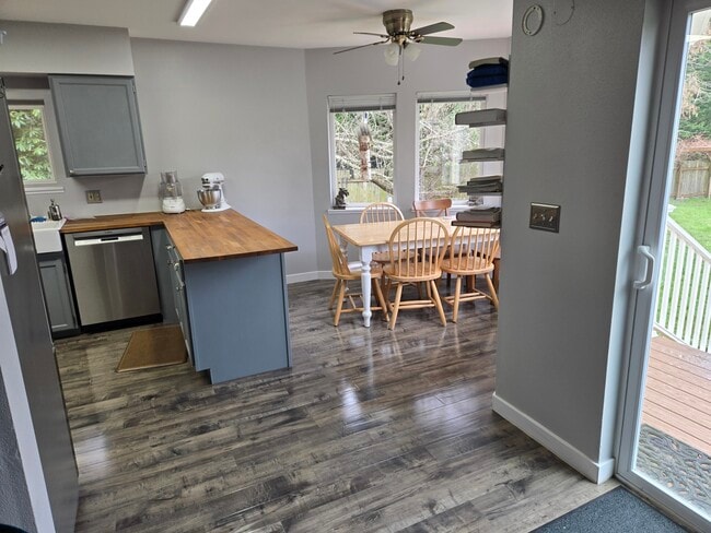 Comedor pequeño - 1228 S 3rd St Unidad C