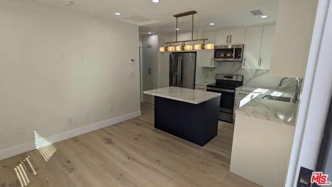 Photo - 3677 3rd Ave