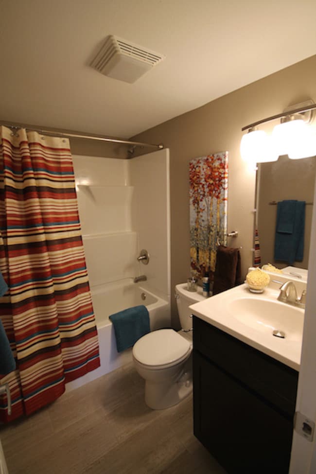 Photo - 300 Main Apartments