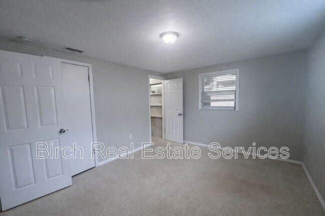 Photo - 3319 Williamsburg Loop