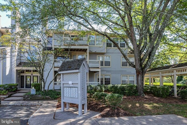 Building Photo - 104 Olympic Ct Unit 10 Rental