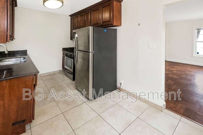Photo - 2301 8th Street