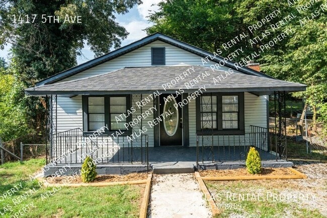 Building Photo - 1417 5th Ave Rental