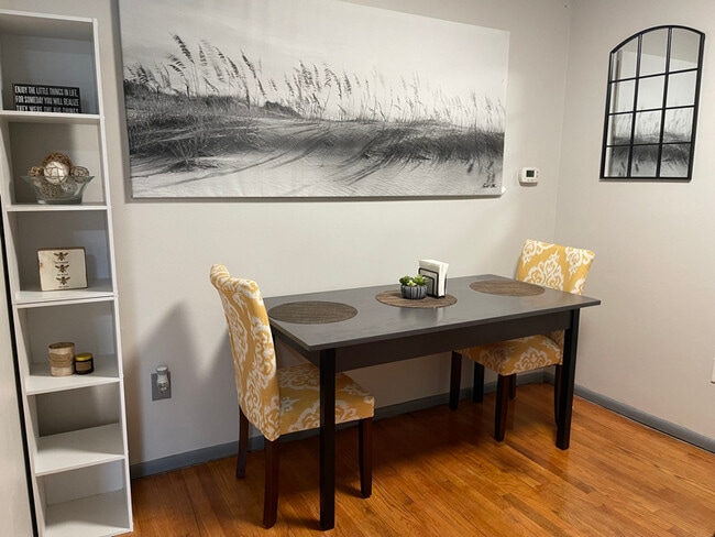 Photo - 9350 Canterbury Riding