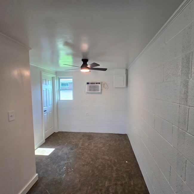 Photo - 3204 Johnson St Unit Apartment D