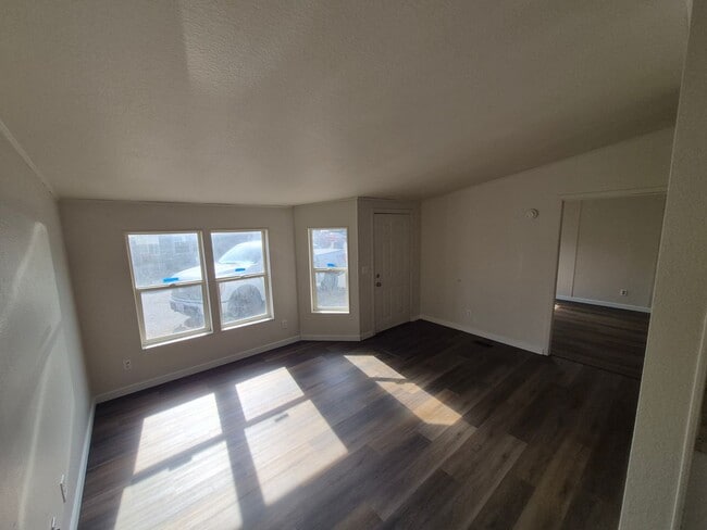 Photo - 341-343 NW Hemlock Ct Unit 341