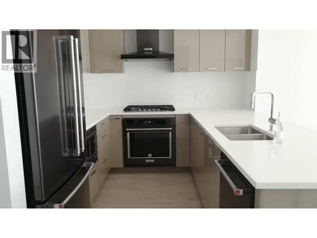 Photo - 3581 Ross Drive Unit 316