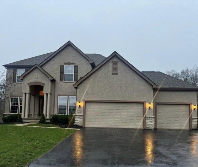 Building Photo - 7798 Wayside Ave