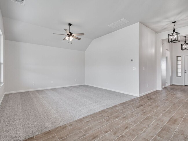 Photo - 529 Grand Sycamore Dr