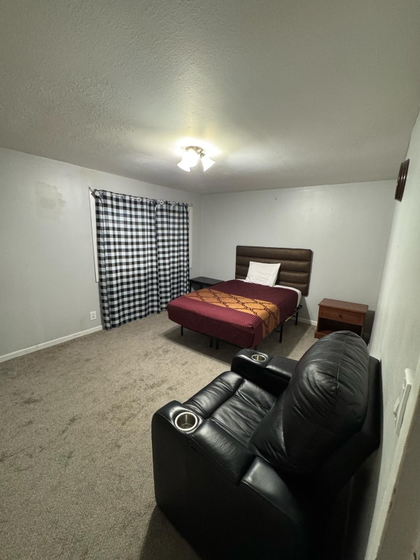 Photo - 105 Buckeye Cir