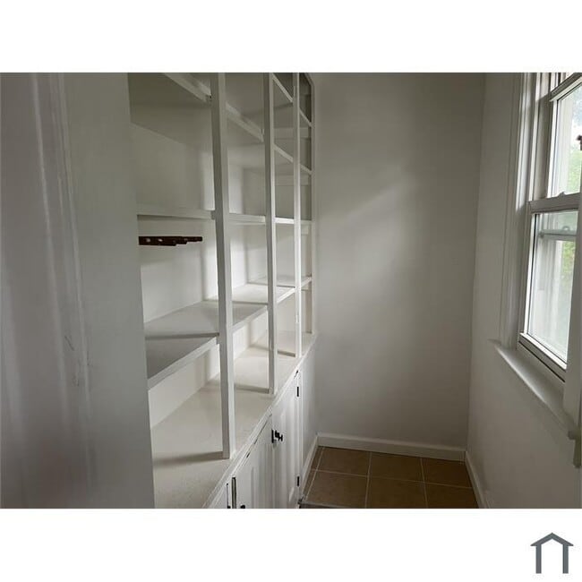 Photo - 62-64 Quincy Street - 64