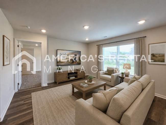 Photo - 108 Jonboy Ave