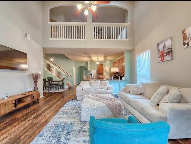 Photo - 2706 Lakecrest Way Dr