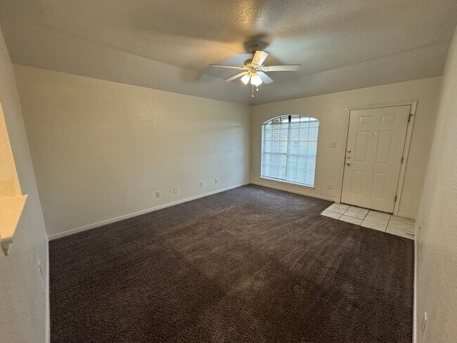 3205 Dannen Ct Unit B
